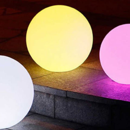 Genopladelig LED-kuglelampe - We Do Better