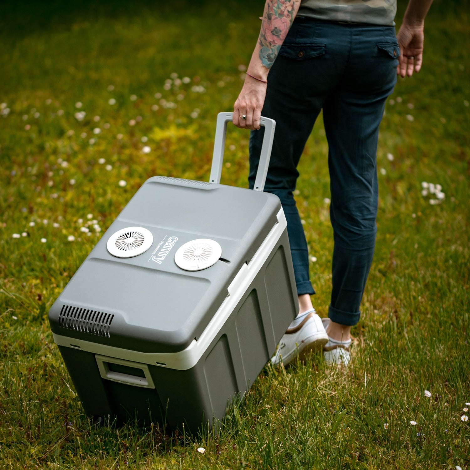40 liters bilkylare och värmare – med hjul, dubbel kraft och elegant design