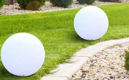 Genopladelig LED-kuglelampe - We Do Better