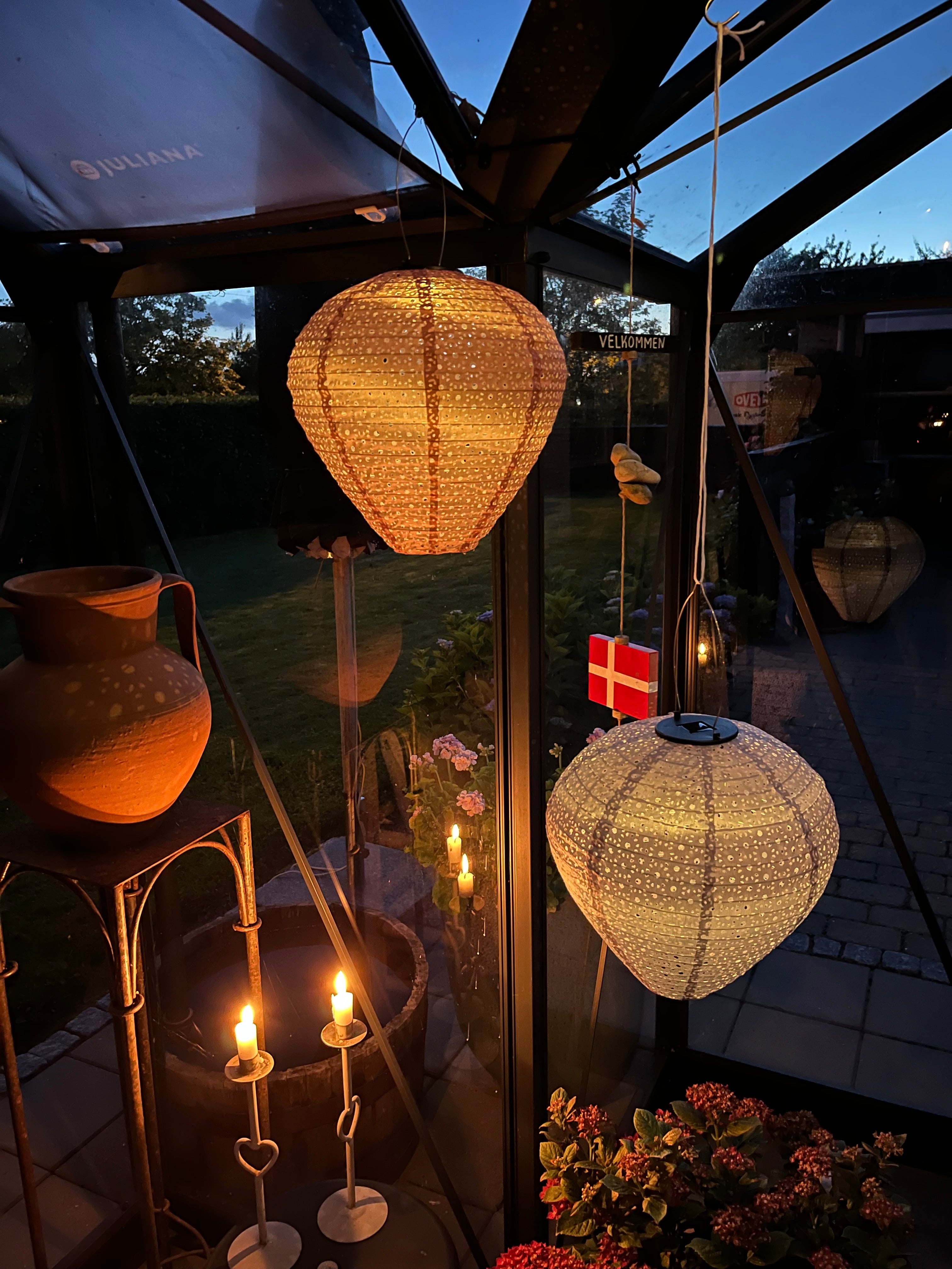 Solcellslampor av rispapper i 4 färger