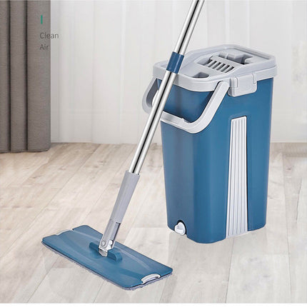 Moppset med klämfunktion i hinken