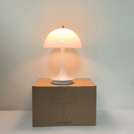 Smart LED Bordlampe med Touch & Trådløs Funktion