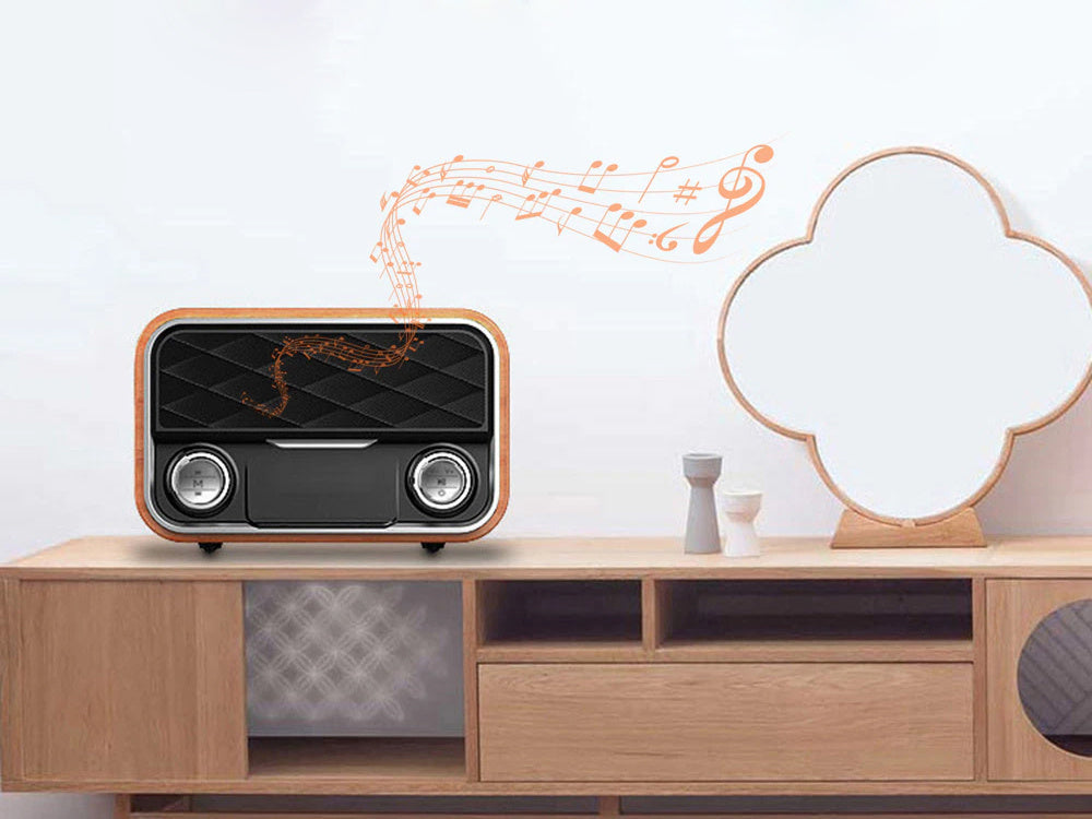 Bluetooth-högtalare med retrodesign, FM-radio och AUX