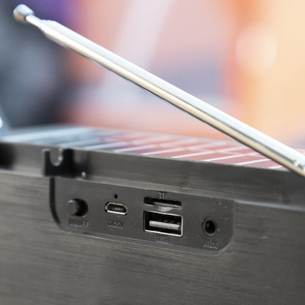 Trådløs højtaler på solcelle opladning og LED lys