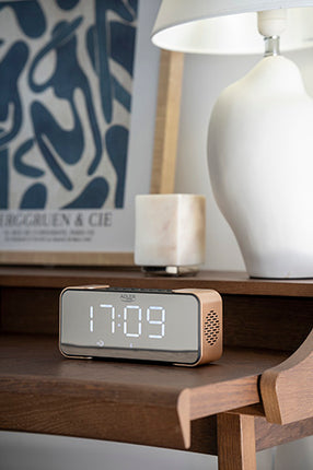 Radio i kobber farve med Vækkeur med Bluetooth og FM Radio
