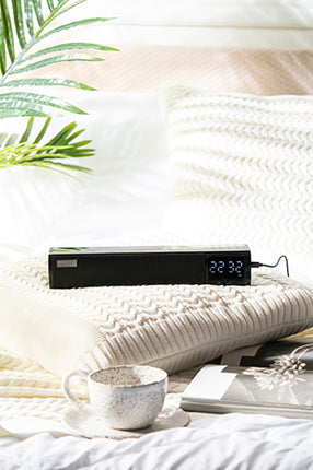 Multifunktionel Bluetooth Soundbar med Ur og Alarm