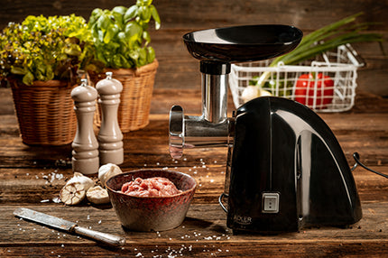 Köttkvarn med 3 silar och korvfyllare