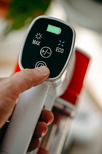 Sladdlös dammsugare med kraftfullt sug och LED-belysning