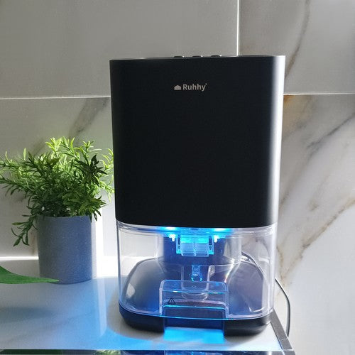 Smart avfuktare med vattentank