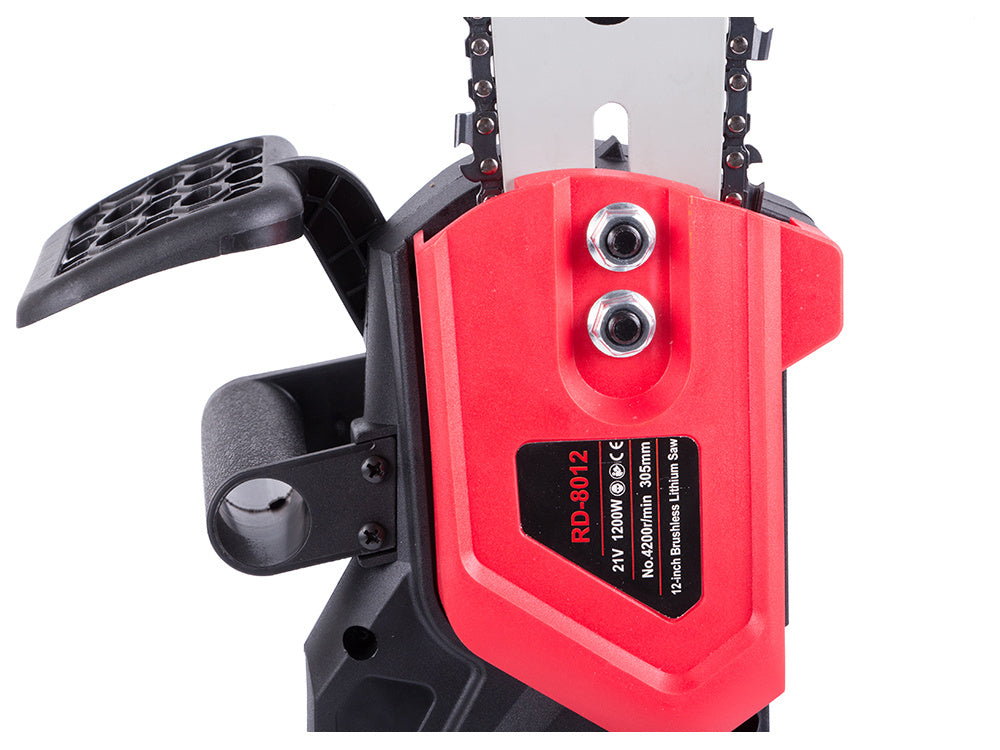 Batteridriven motorsåg 1200W - 30 cm Klipplängd