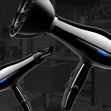 Kraftfull hårtork med justerbar jonisering, diffusor och stylingmunstycke