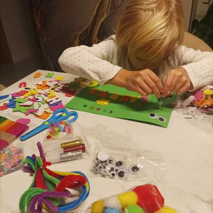 Stor Kreativt Sæt til Børn i Beholder - Timer af Kreativ Sjov og Udvikling