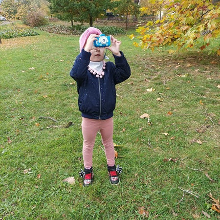 Digitalkamera inkl. SD-kort 32GB för de minsta