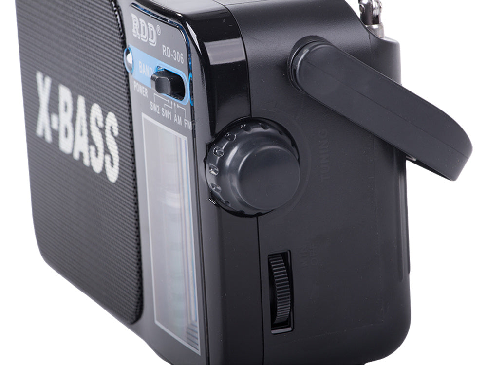 Radio, bärbar, – FM/AM/SW, uppladdningsbar med X-BASS & ficklampa