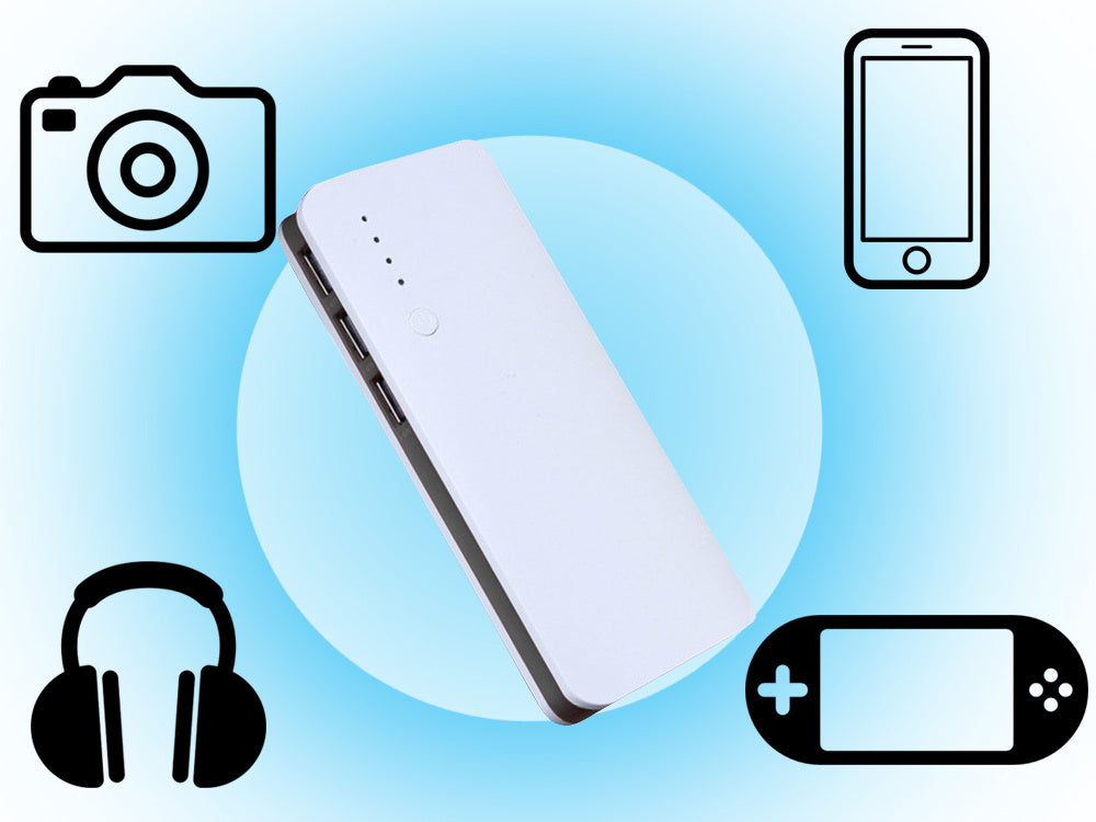 Powerbank 10 000 mAh med 3x USB, snabbladdning och LED-lampa