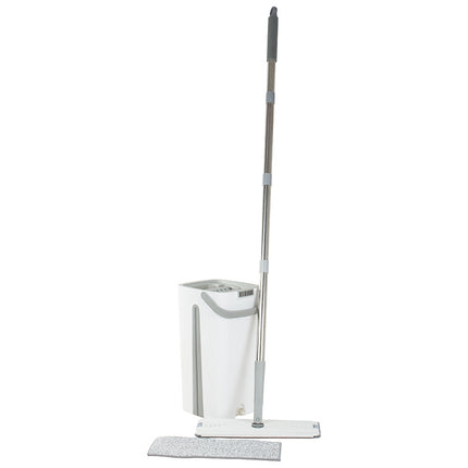 Platt moppset med hink med två fack för effektiv rengöring
