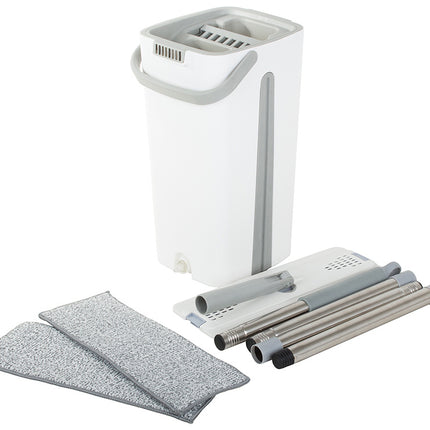 Platt moppset med hink med två fack för effektiv rengöring