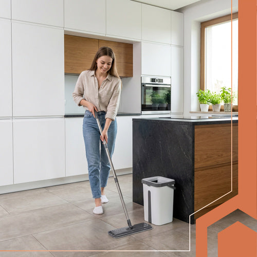 Flatmoppsats - hink 8,5 el. 11L – Inkl. 3 mikrofiberdukar och handsfree-vridning