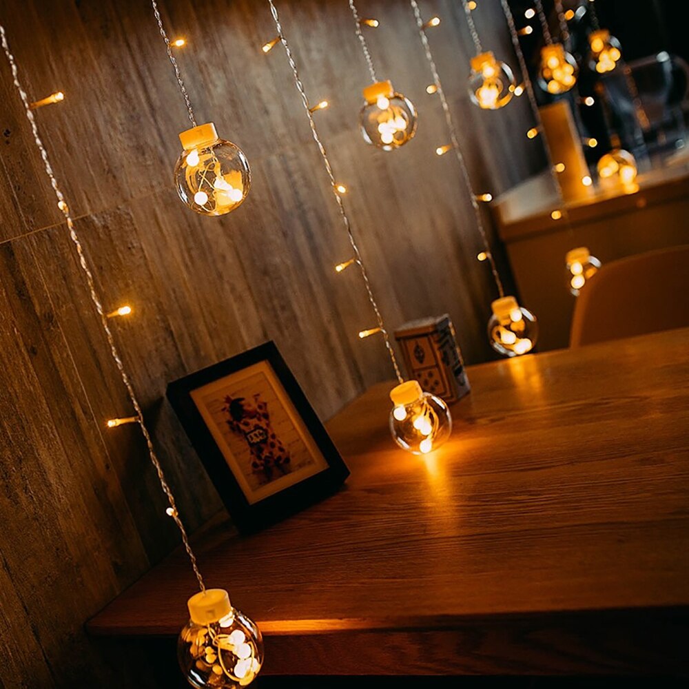 Lyskæde med kugler - We Do Better