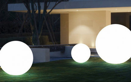 Genopladelig LED-kuglelampe - We Do Better